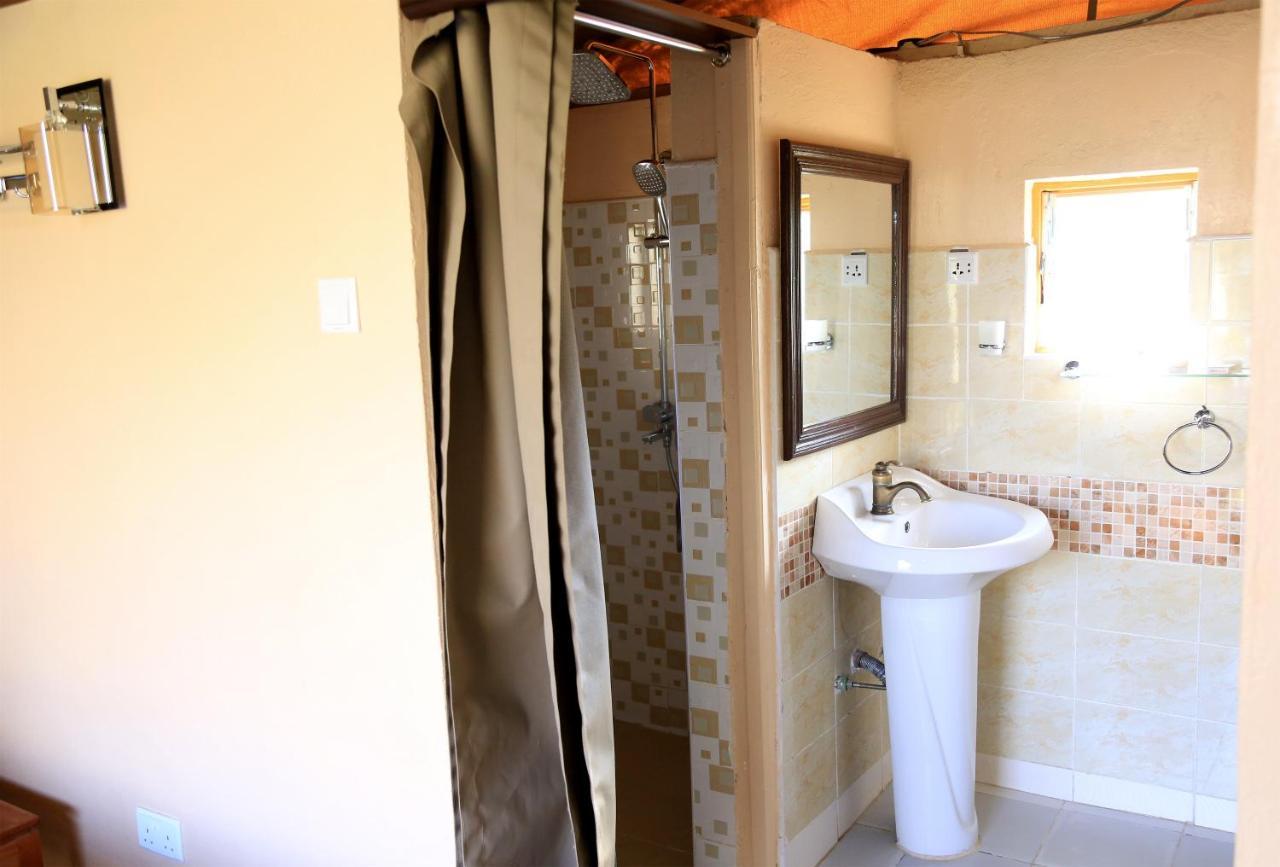 מלון Naivasha West Beach Camp מראה חיצוני תמונה