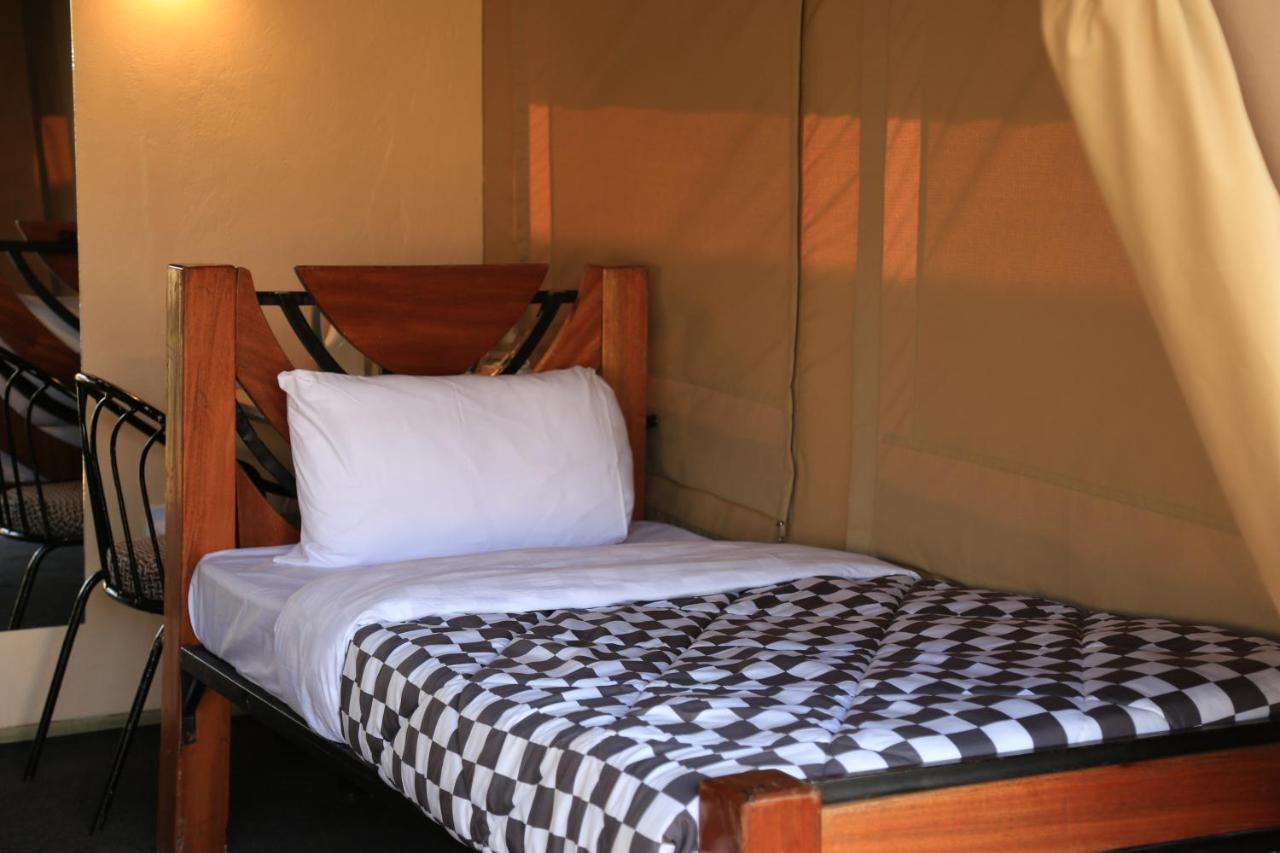 מלון Naivasha West Beach Camp מראה חיצוני תמונה